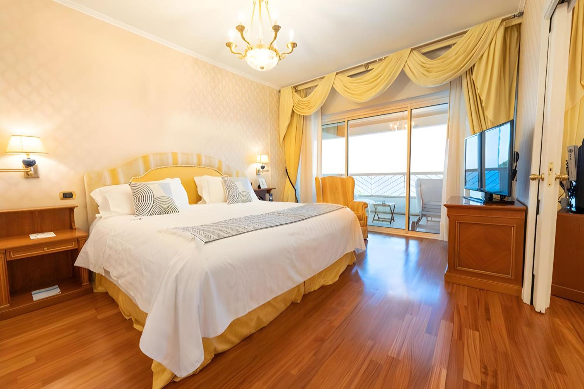 Grand Hotel Del Mare Resort & Spa Bordighera Esterno foto
